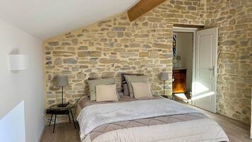 4 chambres, fer et planche à repasser, Wi-Fi gratuit