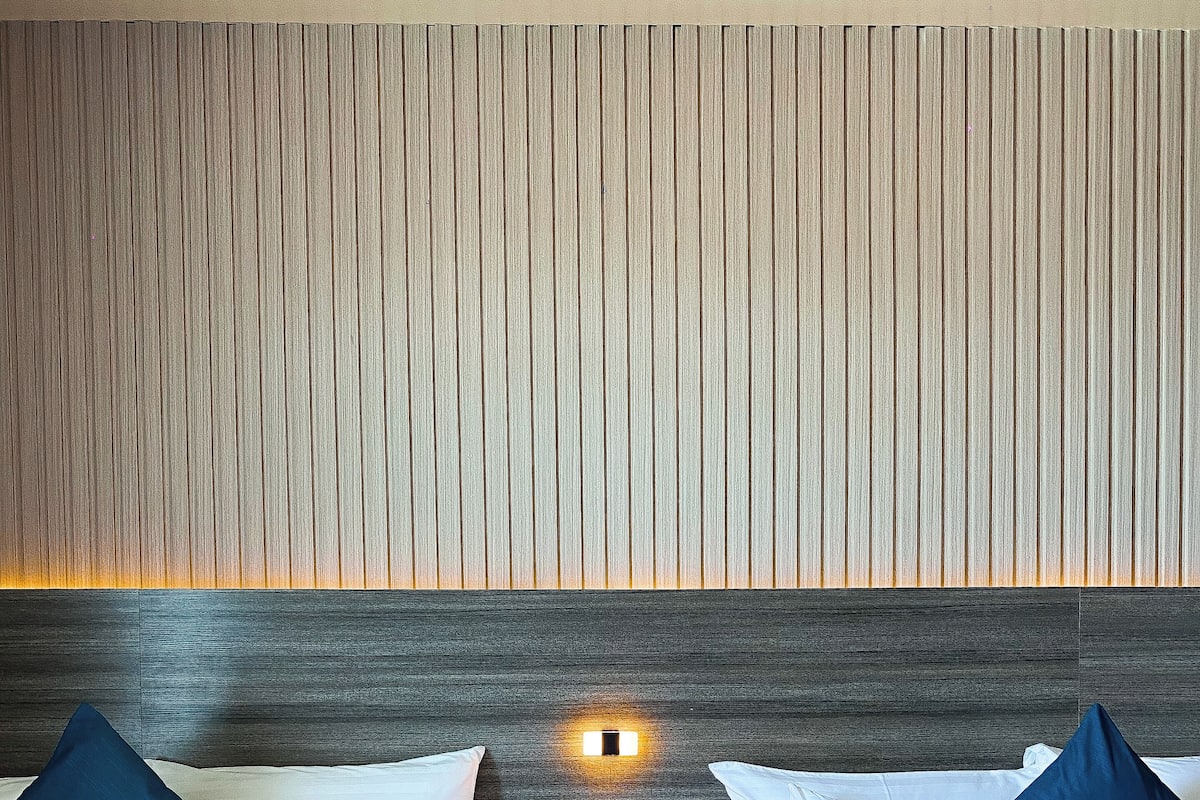 Tomannsrom – deluxe, terrasse, strandutsikt | Wi-fi (inkludert)