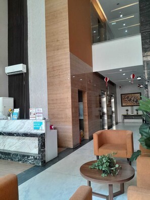 Reception - Mitra Room Nature Majestic (Gading Serpong)