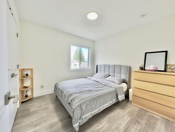 1 bedroom, iron/ironing board, WiFi