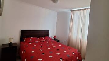 3 chambres, fer et planche Ă repasser, Wi-Fi gratuit, draps fournis