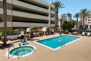 Una piscina riscaldata