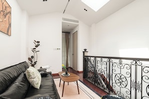 Decoración individual, mobiliario individual, cortinas opacas