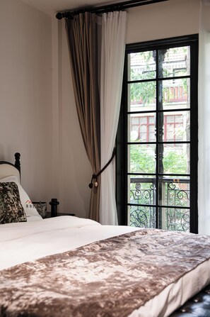 Individualmente decorados, individualmente mobiliados, cortinas blackout