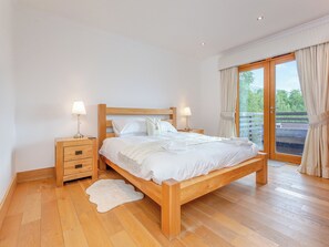 5 bedrooms, free WiFi