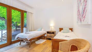 5 camere, Wi-Fi gratuito