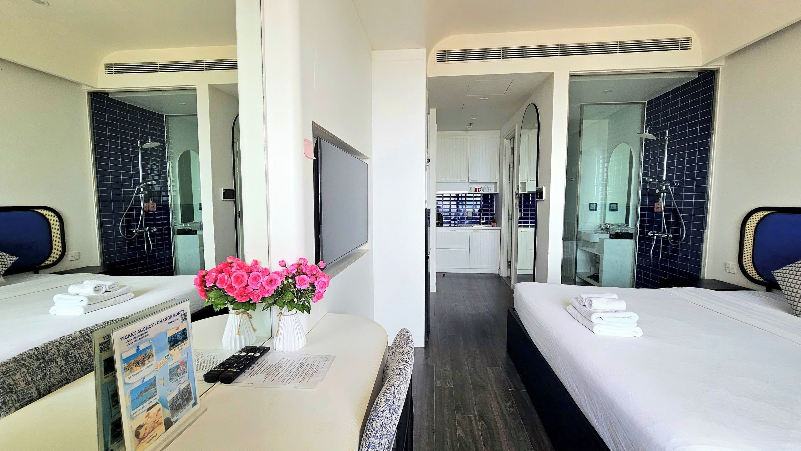 Blackout curtains, soundproofing, iron/ironing board, free WiFi