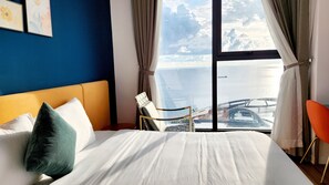 Departamento de lujo, 1 habitación, vista al mar, torre | Espacio para trabajar con laptop, cortinas blackout y insonorización 