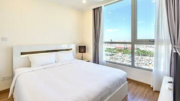 Iron/ironing board, free WiFi, wheelchair access