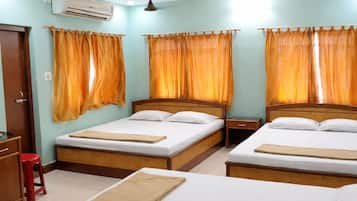 Allergikerbettwaren, Schreibtisch, schallisolierte Zimmer