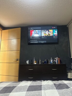 2 Schlafzimmer, Bügeleisen/Bügelbrett, kostenloses WLAN, Bettwäsche