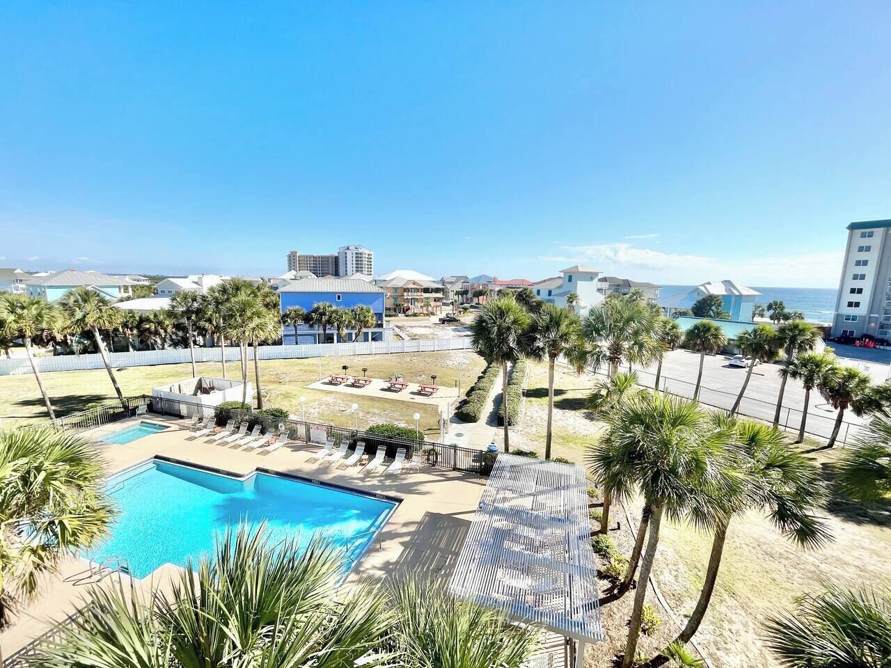 Et oppvarmet basseng