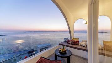 Luxury Double Room, Sea View | Terrace/patio