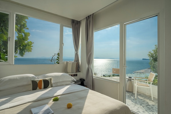 Chambre Double, vue mer | Literie de qualité supérieure, minibar, décoration personnalisée