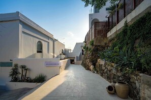 Ngoại thất