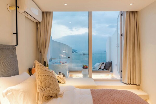 City Double Room, Sea View | Premium bedding, minibar, individually decorated, individually furnished