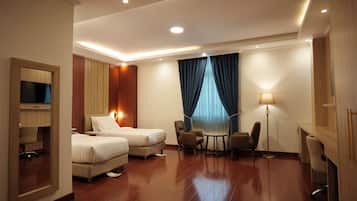 Comfort Double or Twin Room | Minibar, in-room safe, desk, laptop workspace