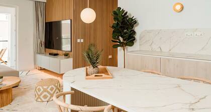 Designer 2 Bedroom Apartment, Prime & Luxury in Sliema