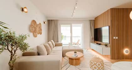 Designer 2 Bedroom Apartment, Prime & Luxury in Sliema