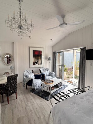 1 chambre, fer et planche à repasser, Wi-Fi, literie fournie