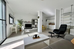 Téléviseur connecté, lecteur de DVD