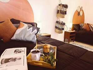 1 bedroom, desk, iron/ironing board, free WiFi