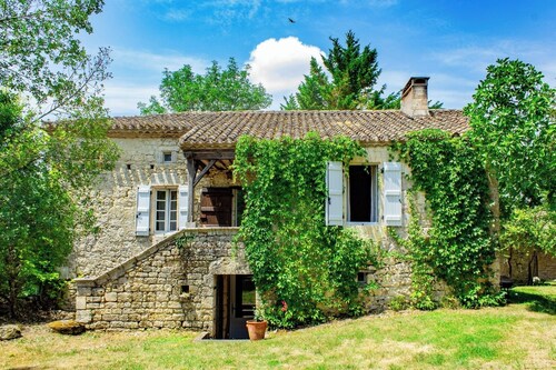 Ferme en Quercynoise Oc keys & Ping Pong 2 houses in the countryside -Private pool