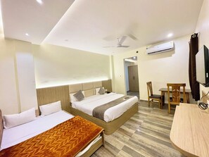 Desk, laptop workspace, free WiFi, bed sheets