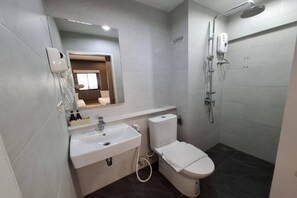 Douche, serviettes fournies