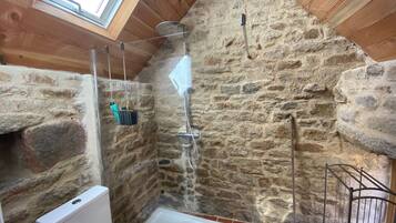 Dusche, Handtücher, Seife, Toilettenpapier