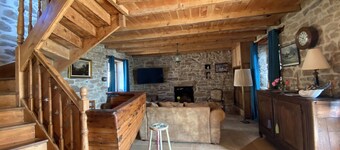 Renovated house by the sea for 6 or 7 people