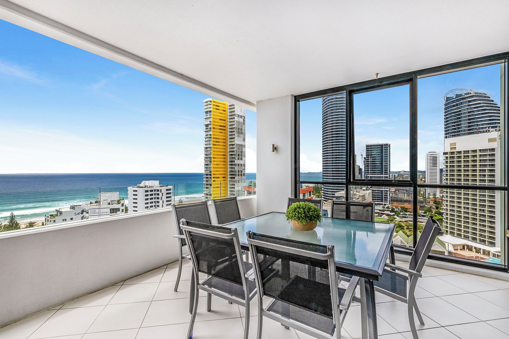 Luxury-Apartment, Klimaanlage, Meerblick | Terrasse/Patio