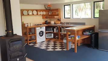 Fridge, microwave, stovetop, coffee/tea maker