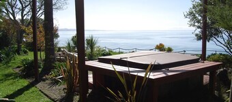 Bamboo Cabin, Golden Bay Lodge