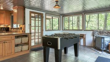 冰箱、微波炉、烤箱、炉灶