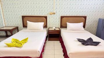 1 chambre, bureau, Wi-Fi gratuit, draps fournis