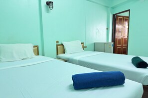 1 habitación, escritorio, wifi gratis y ropa de cama 