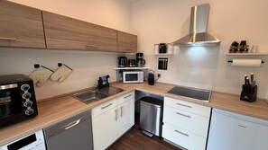 Microwave, oven, stovetop, dishwasher