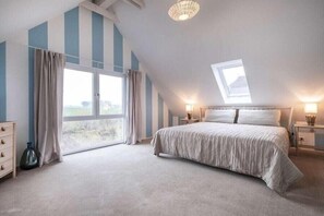 3 bedrooms, iron/ironing board, travel crib, free WiFi