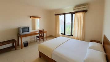 Standard Suite, 1 Double Bed | Bed sheets