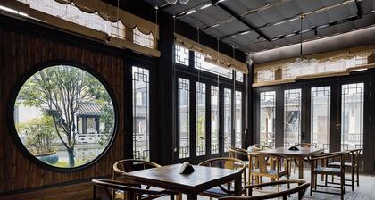 Jinyun Maixiang Hidden Villa