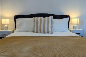 2 bedrooms