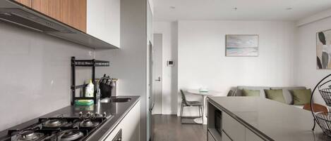 Fridge, microwave, oven, stovetop