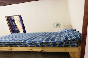 1 bedroom, iron/ironing board, WiFi