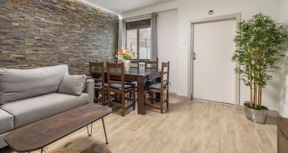 Holiday Home 'El Cierzo De Sediles' with Mountain Views, Wi-Fi & Air Conditioning