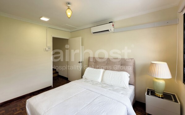 Iron/ironing board, free WiFi
