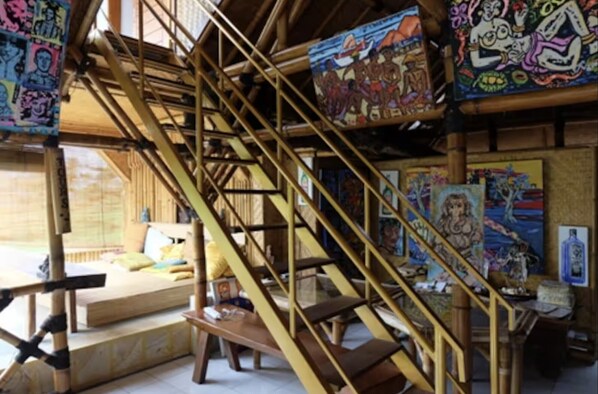 Quarto casal conforto, vista para o jardim | Escrivaninha, Wi-Fi de cortesia