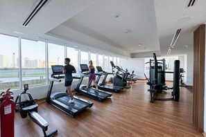 Fitness facility - Bright 1 Bedroom Apartment with JVC open view (Dubai)