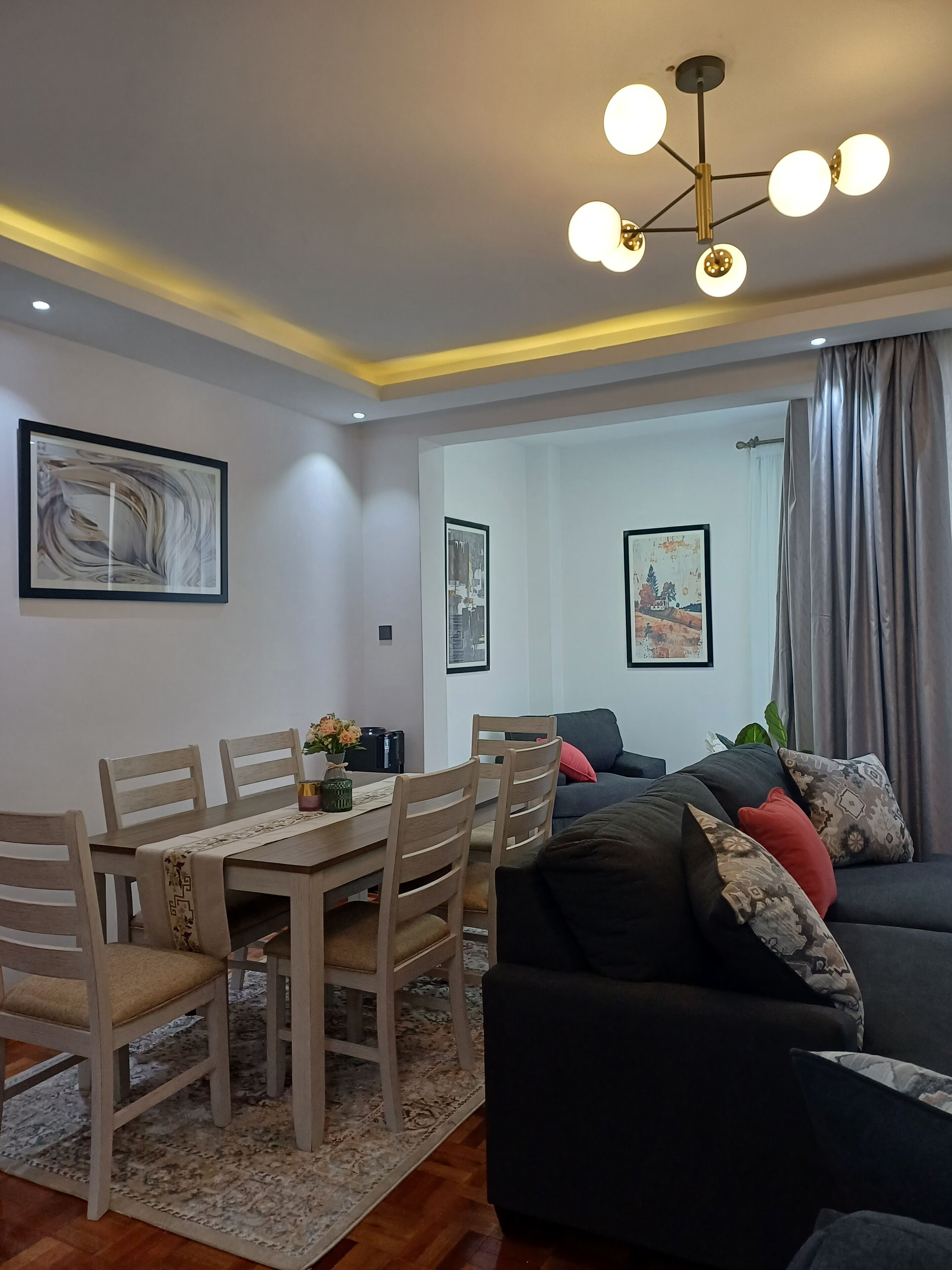 Comfort Apartment, Mobility Accessible, Private Bathroom | Dining