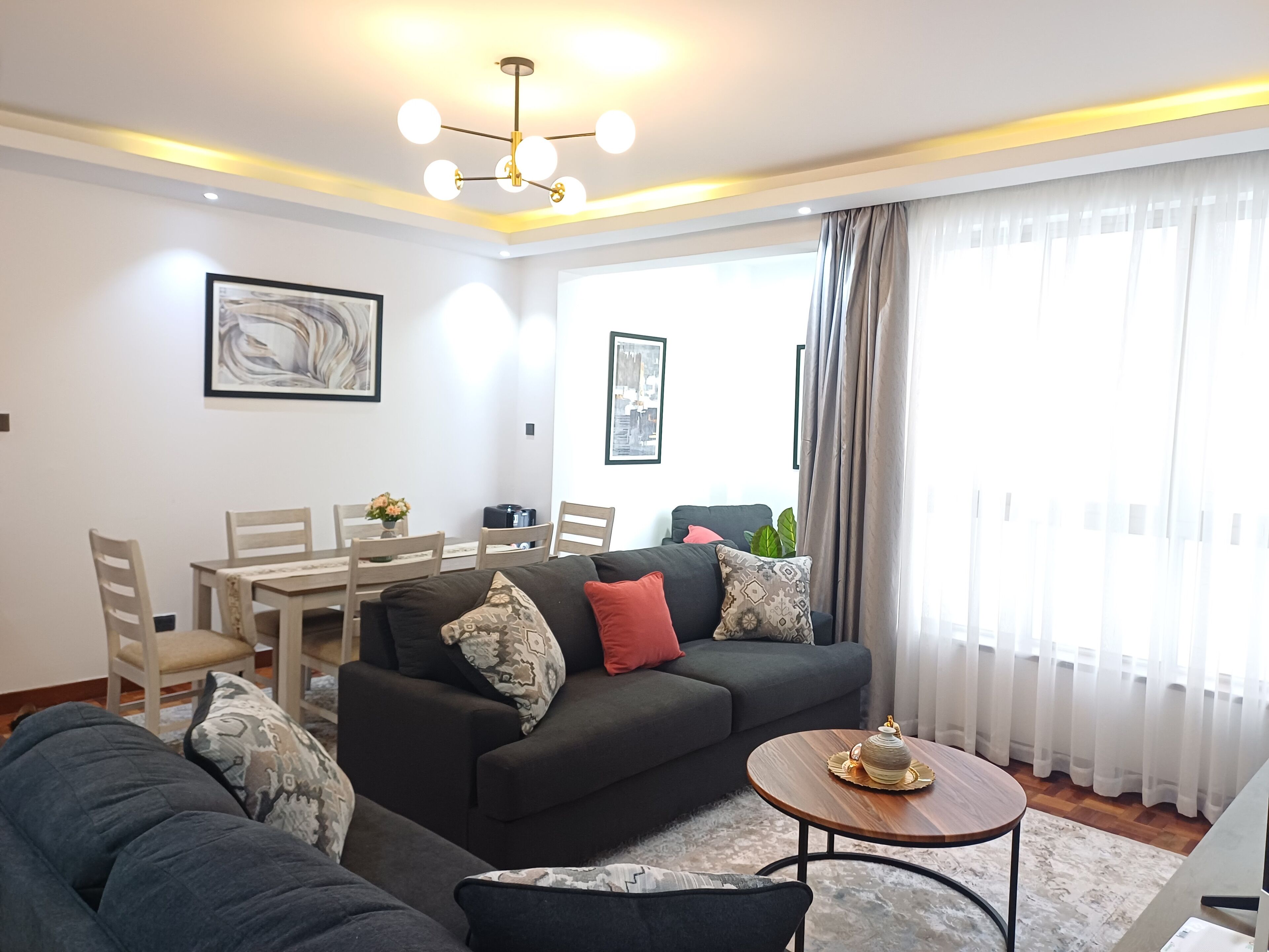 Comfort Apartment, Mobility Accessible, Private Bathroom | Living area